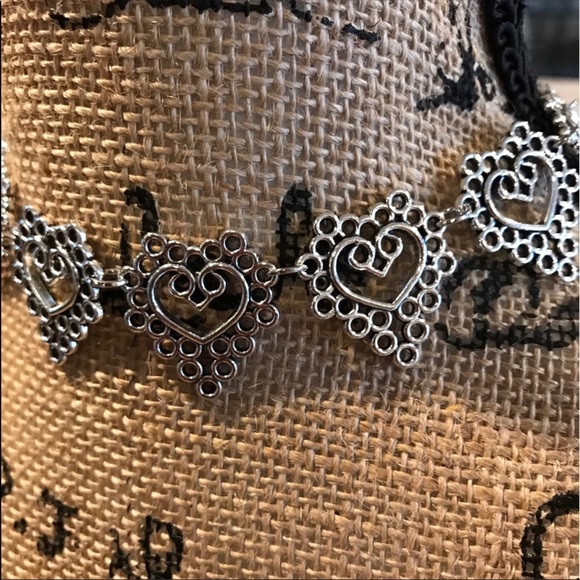 Filigree heart bohemian choker - Picture 6 of 8